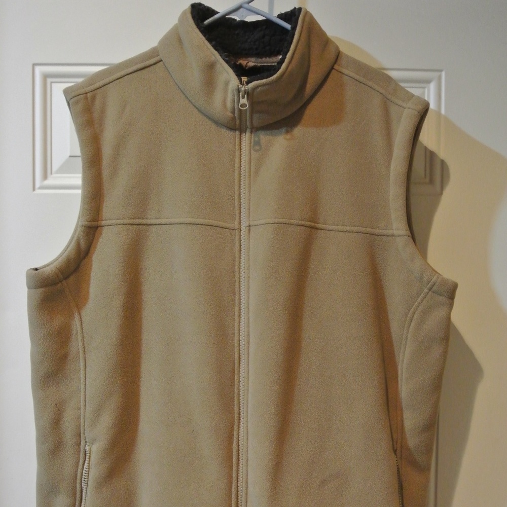 MENS XL TAN FLEECE RED HEAD VEST